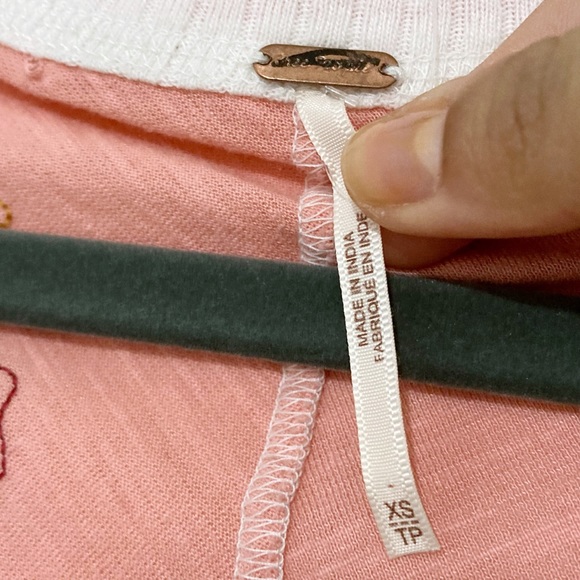 Free People Wherever Tee Floral Combo Size XS NWOT - Picture 6 of 12